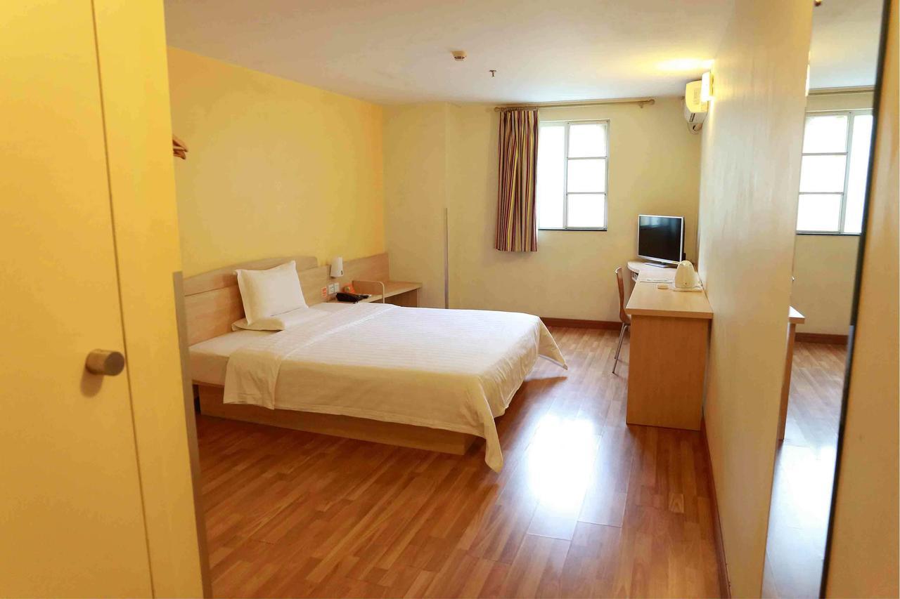 Haimen 365 Hotel חדר תמונה